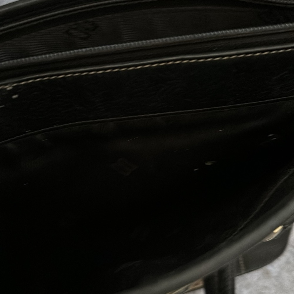 Preloved Handbag - Picture 4 of 7